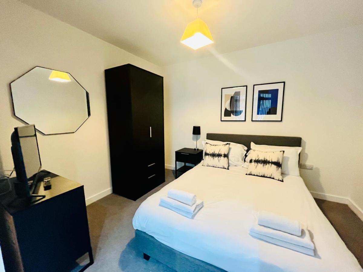 Fully Equipped One Bedroom Apartment Near Old Trafford Stadium! Manchester Extérieur photo